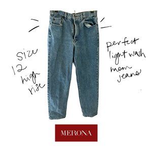 Merona Relaxed Fit Medium Wash Jeans in Straight Leg, Size 12